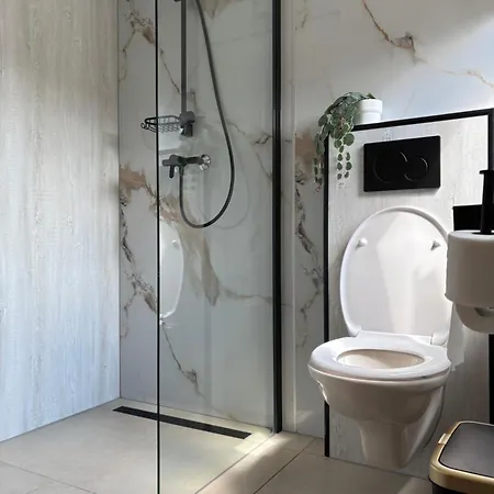 Bed & Breakfast Tiny House T Kleine Paradijs