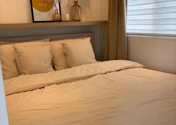 Tiny House T Kleine Paradijs Bed & Breakfast Barneveld